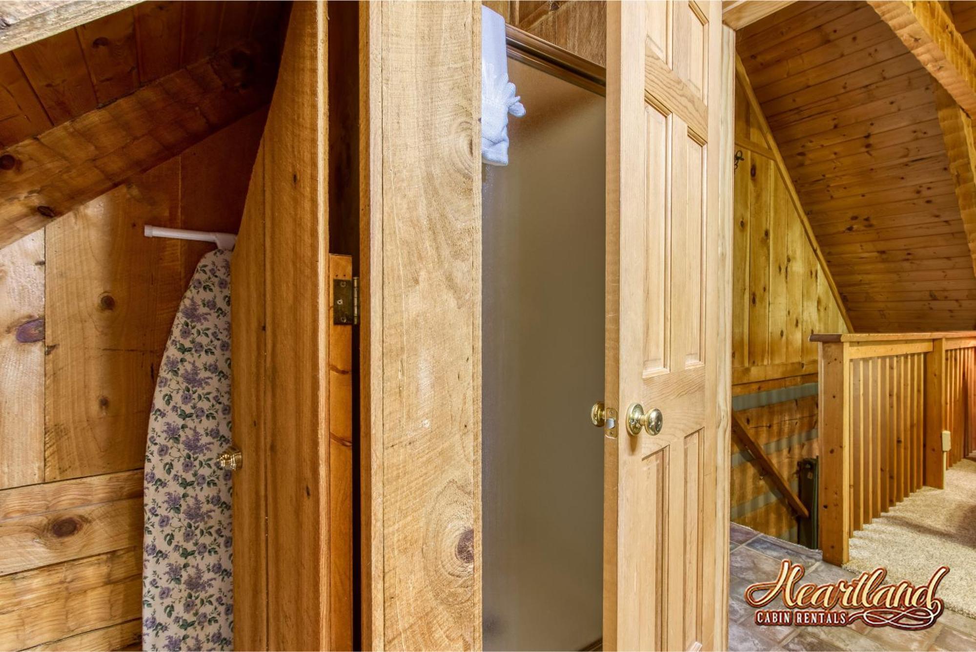 Cozy Mountain Hideaway Villa Gatlinburg Bilik gambar